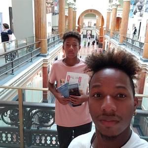 Meet your Posher, Robinson